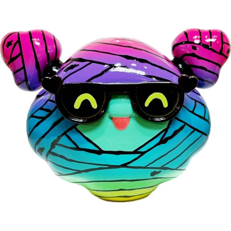 Rainbow Mummy - Cloudia by Ghost Fox Toys