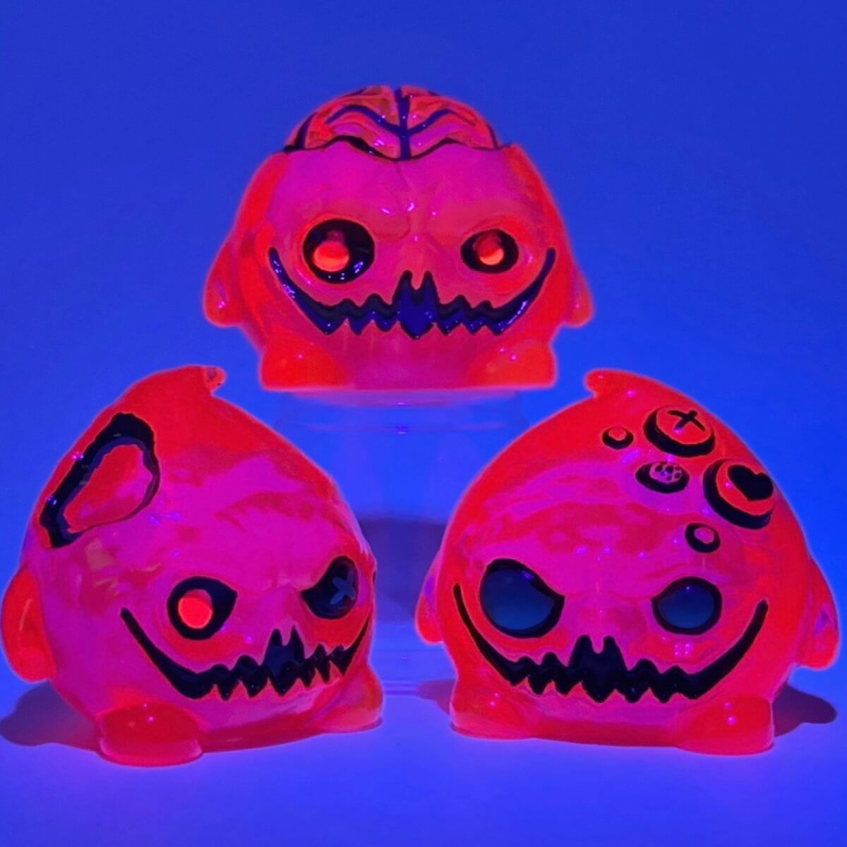 Rotty Bites (Glow Neon Pink) 