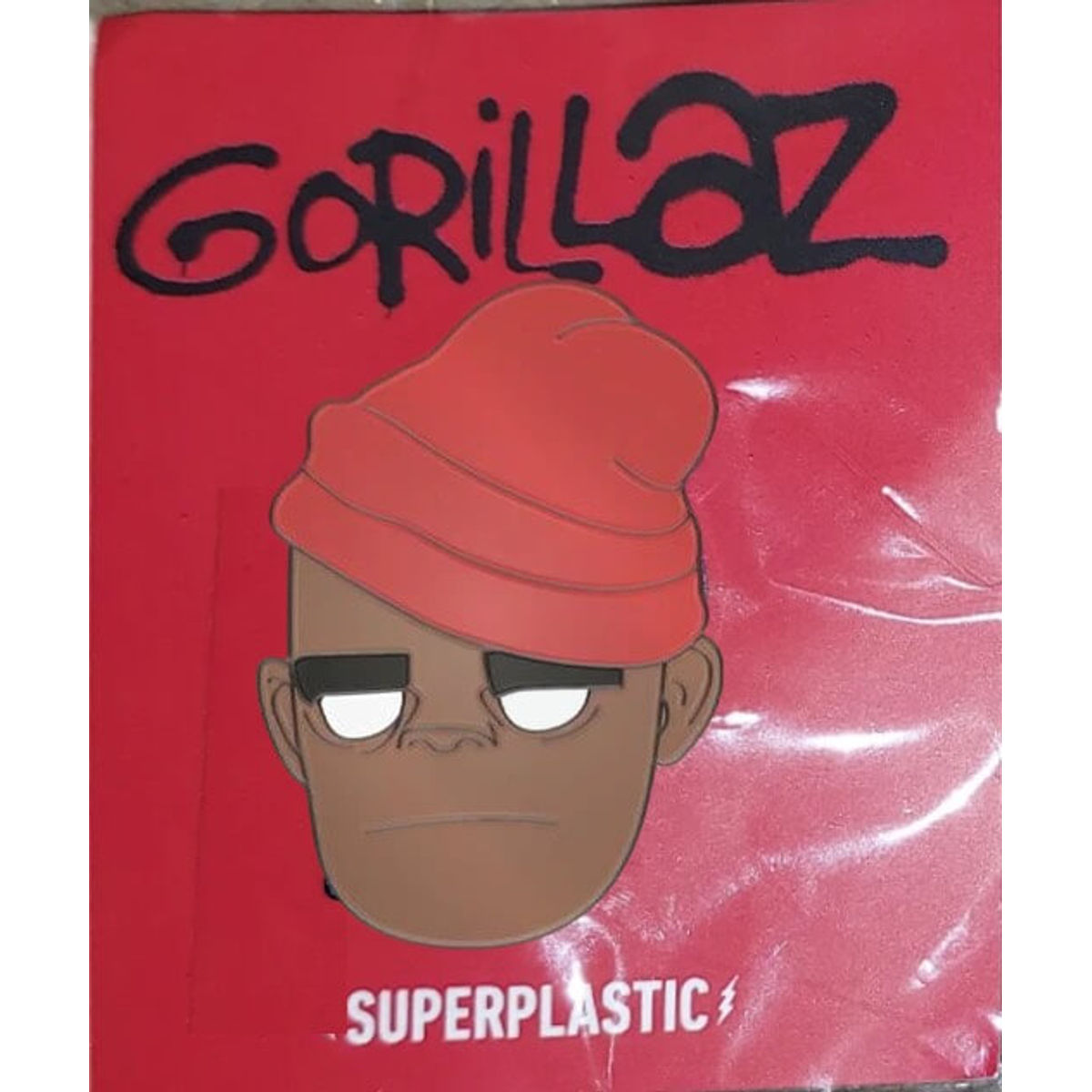 Russel Saturn Barz Pin