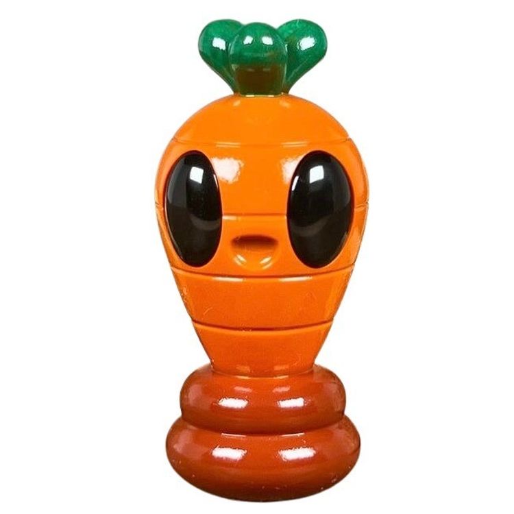 Rute the Carrot - Original Edition  by Leftover Toys (Johnny Dean)