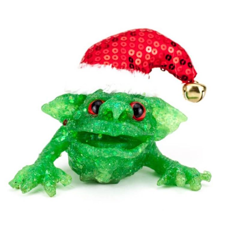 Scaley Green Kneep (Small) by Tim Clarke