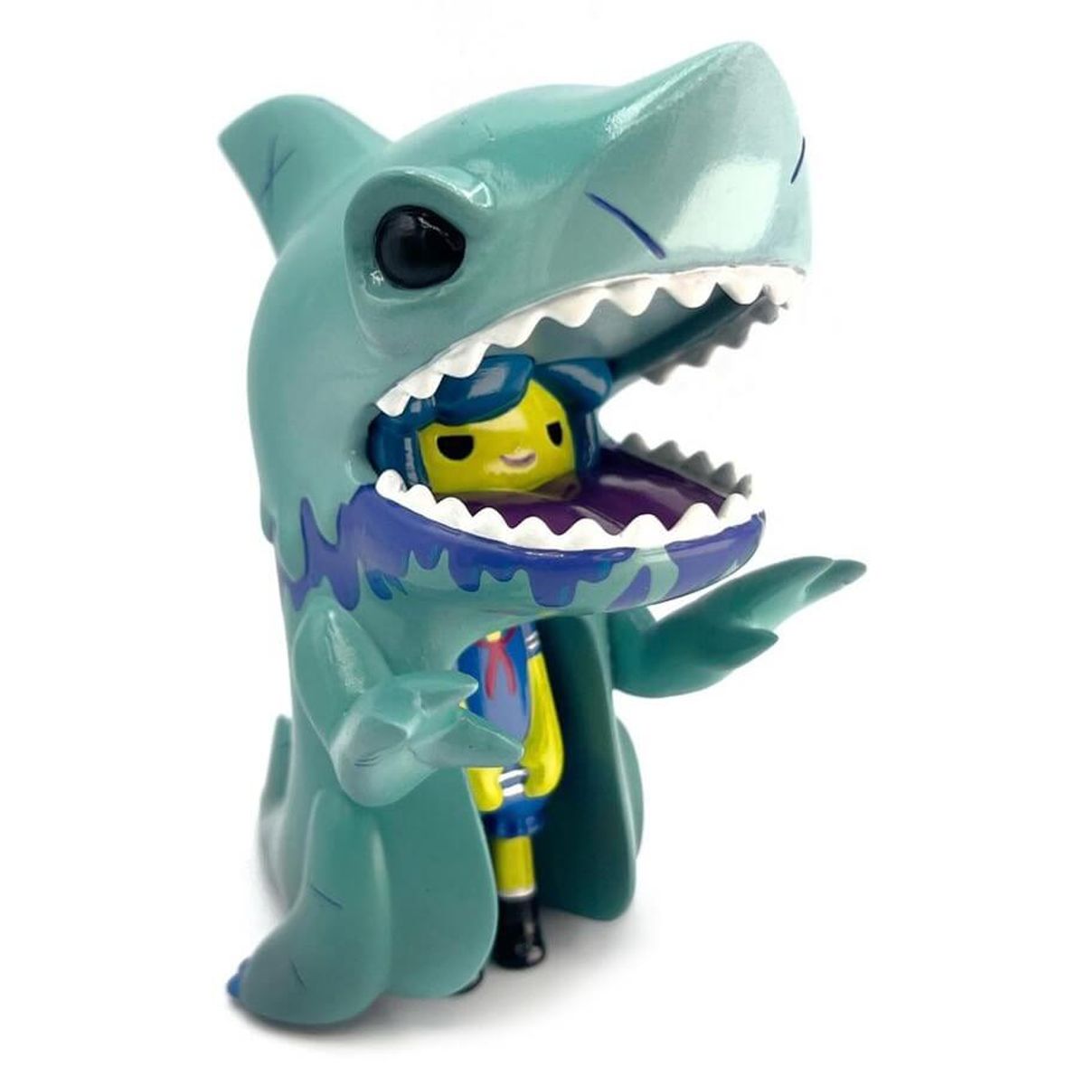 Scurvy Sally & Mega Chomp