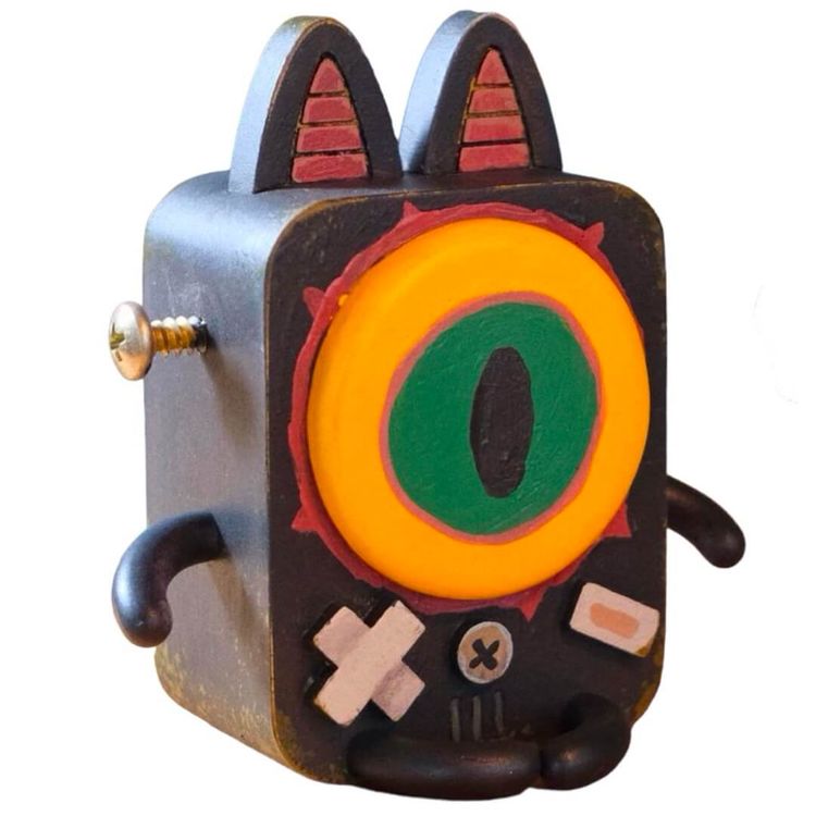 See-Ew The Ghost Cat Gamebot by Logman : Wooden Art Toy (Narawut Gogosavee)