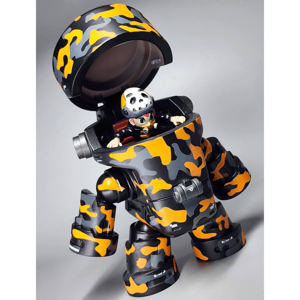 Shade & Dynamo (Yellow Camo)