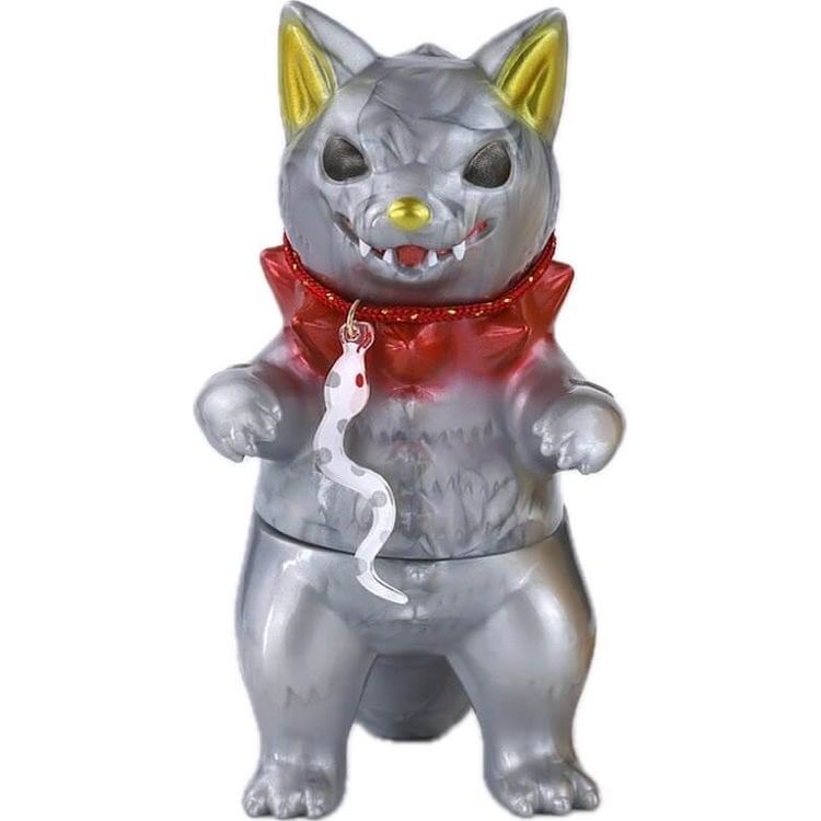 Silver Snake Shibara by Konatsu Koizumi