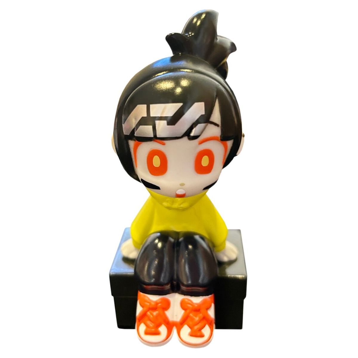 Sit Gal Kick-Chan Yellow