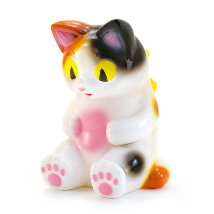Sitting Negora Mike by Konatsu Koizumi