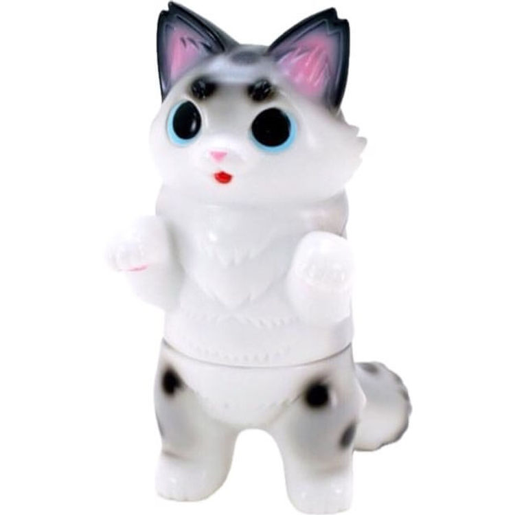 Snow Leopard Fluffy Negora by Konatsu Koizumi