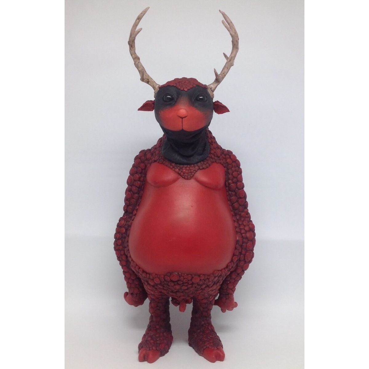 Songbird Willo (Red and Black Cardinal Colorway)