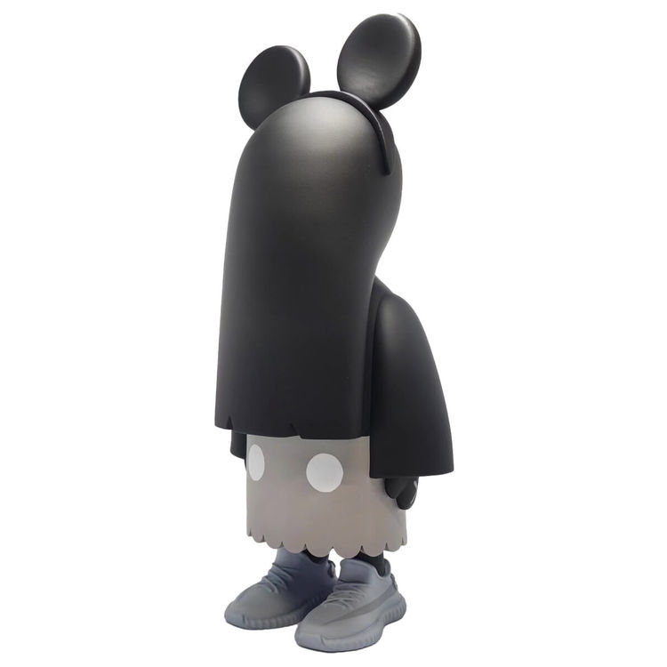 Steamboat Lady by Klaris Orfinada