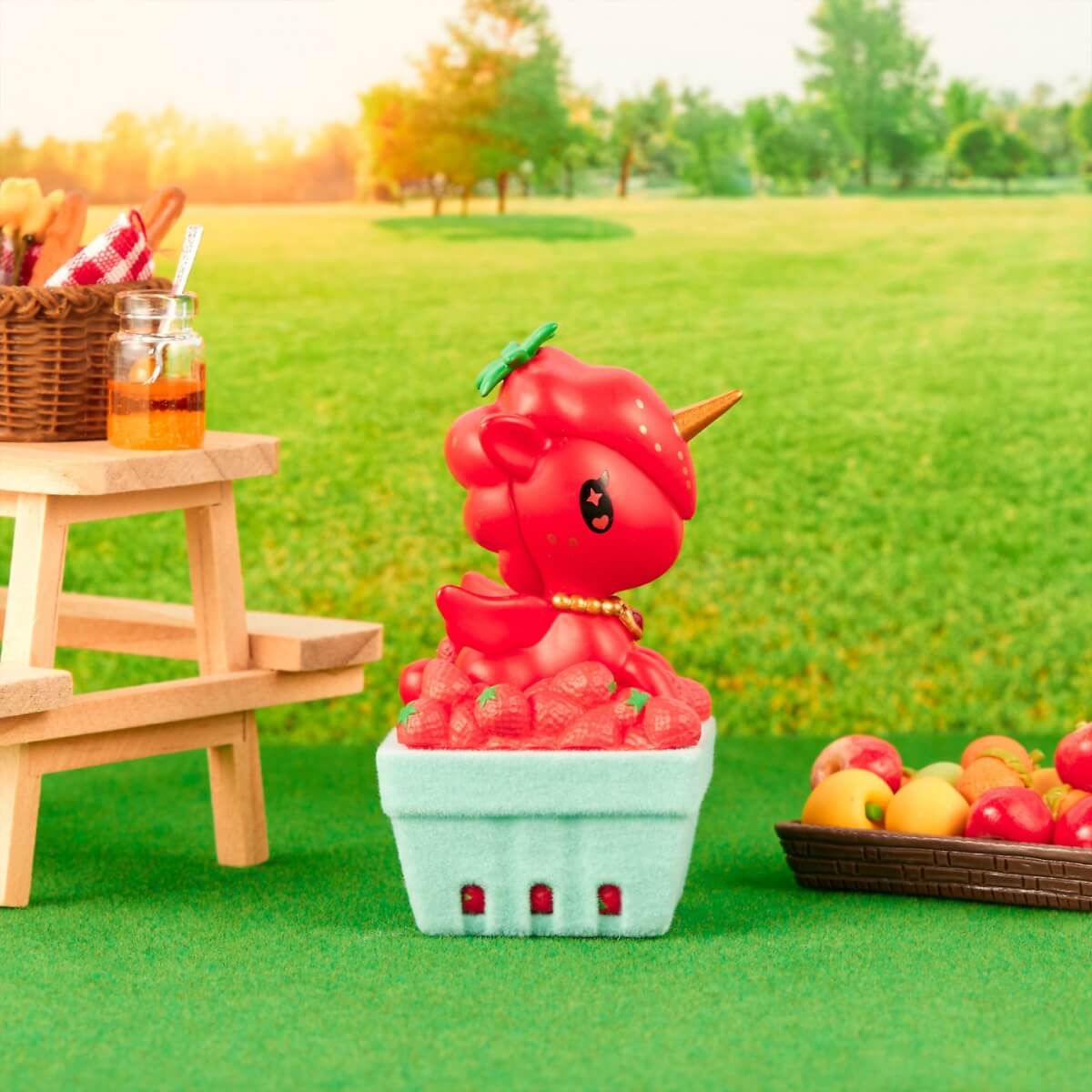 Strawberry Cutie Unicorno