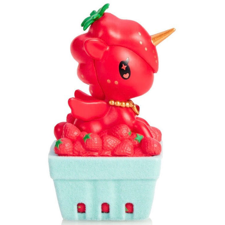 Strawberry Cutie Unicorno by Tokidoki (Simone Legno)