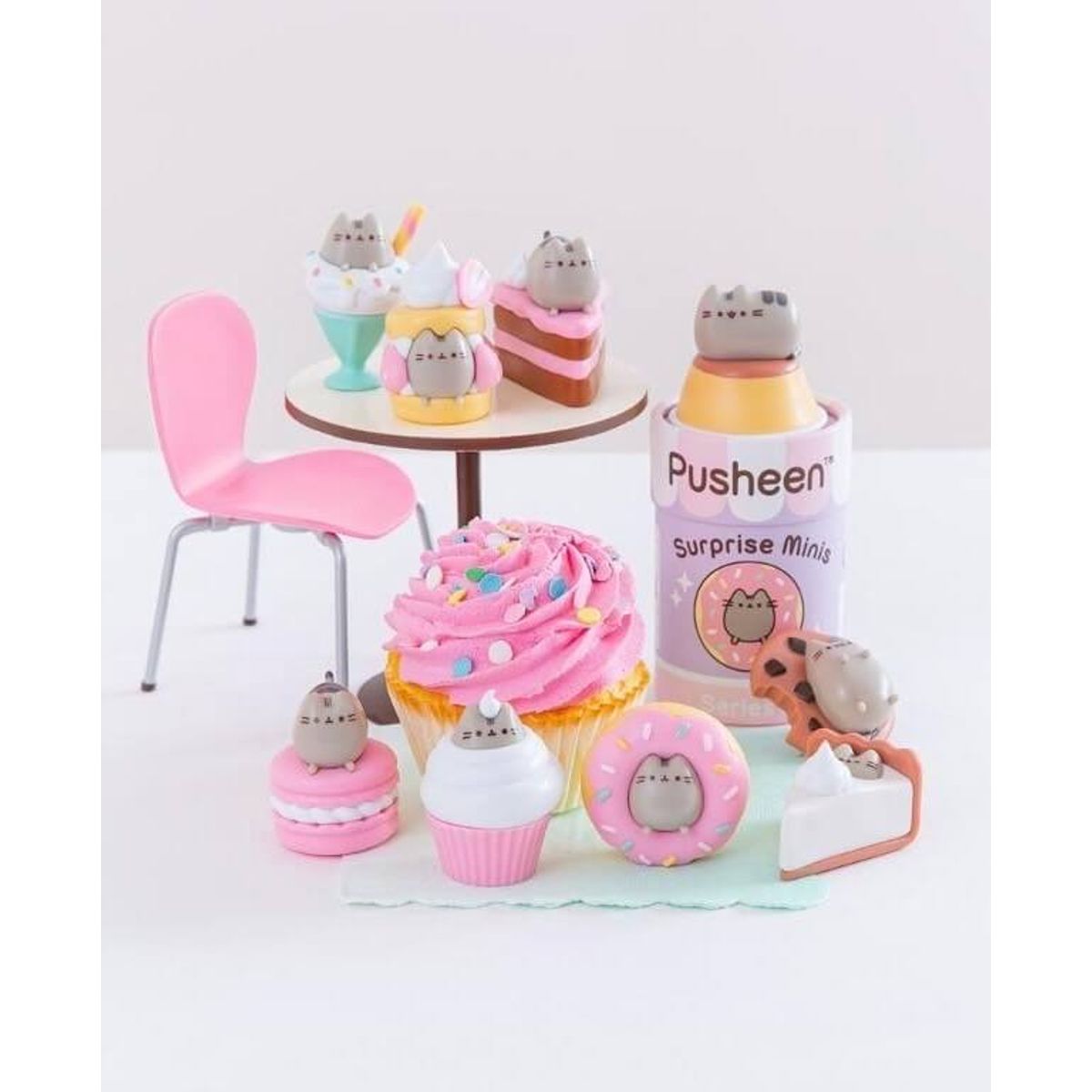 Strawberry Shortcake Pusheen