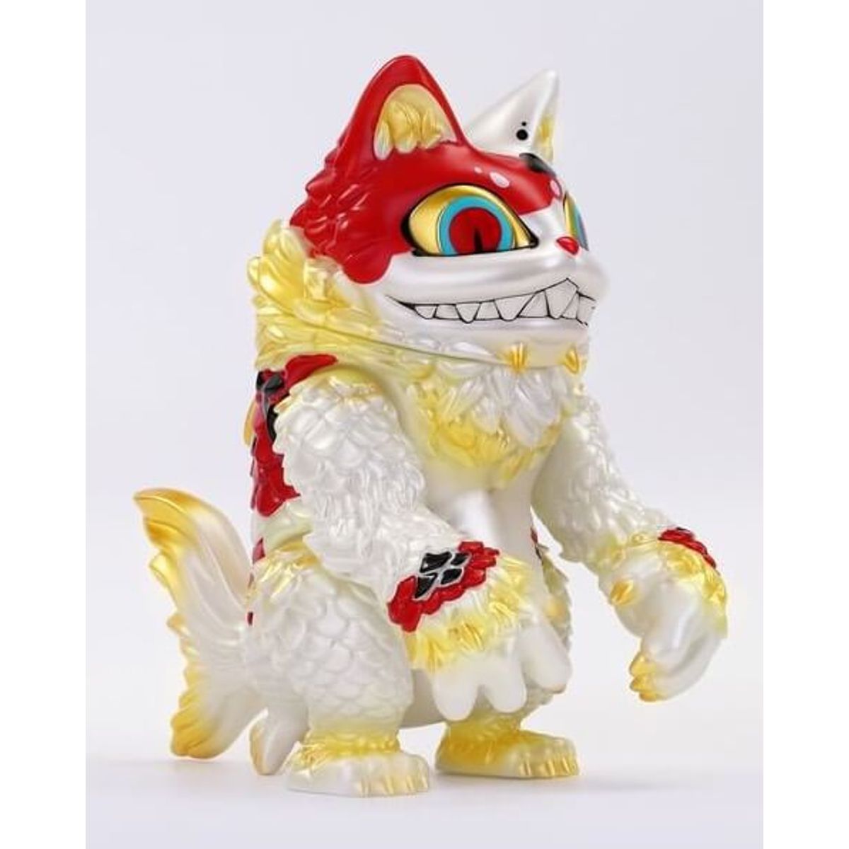 Taisho Three Color Meow Koi