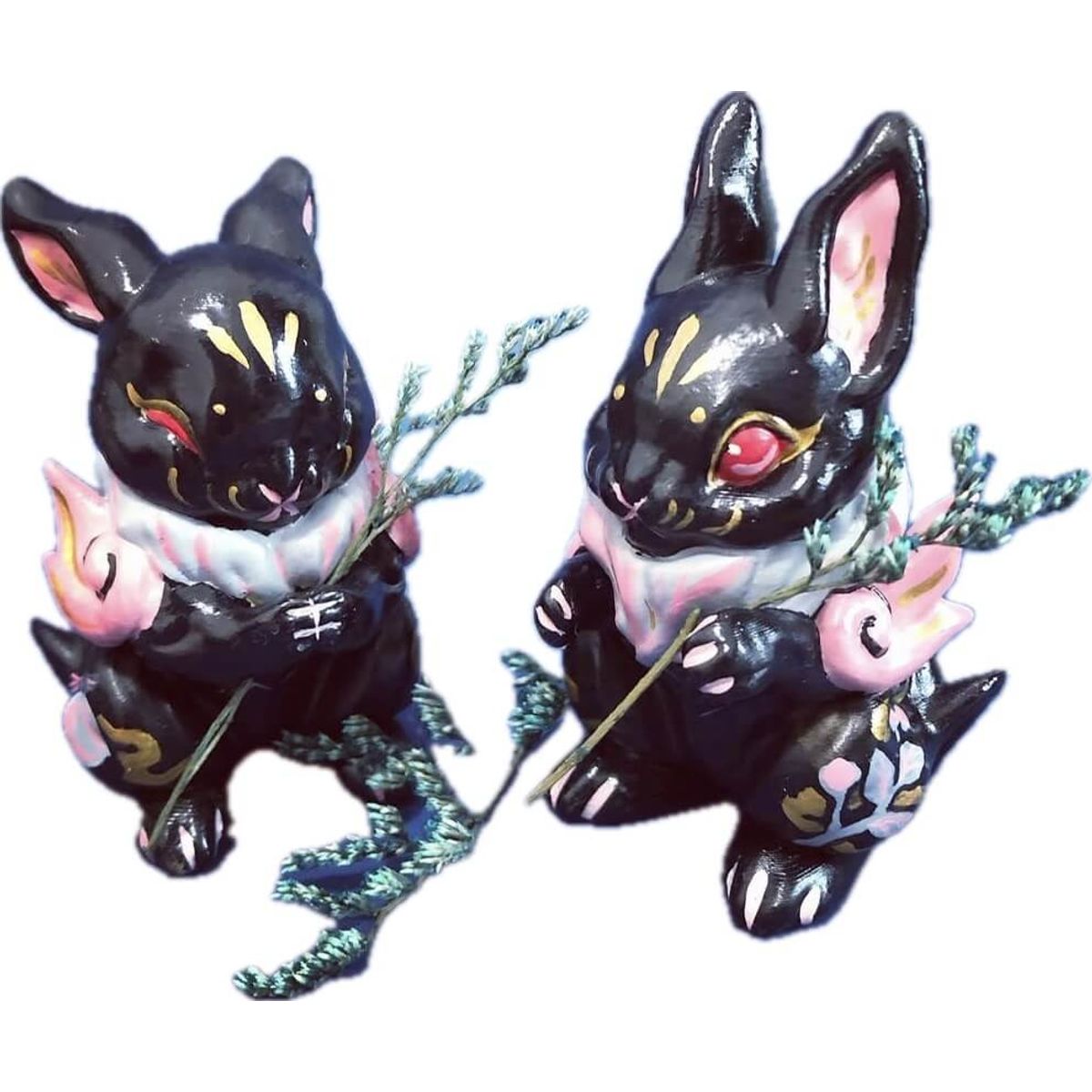 Taoyuan (Peach Blossom) Fairy Rabbits with Dried Flowers