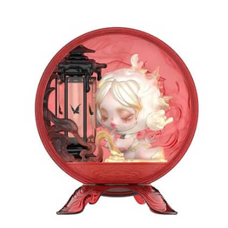 The Carousel Lantern by Skullpanda (Xiong Meow)