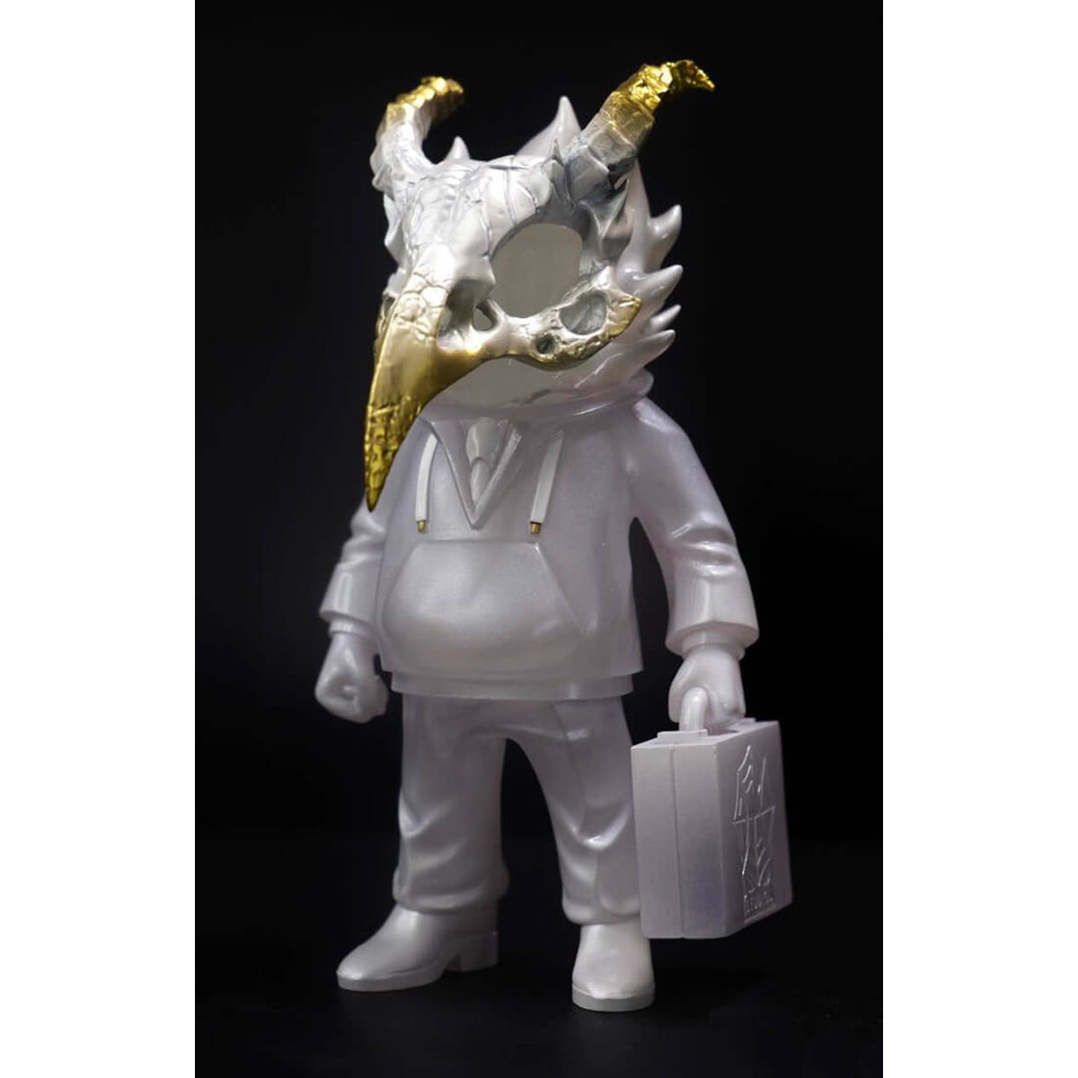 The Warden of the Moon GID