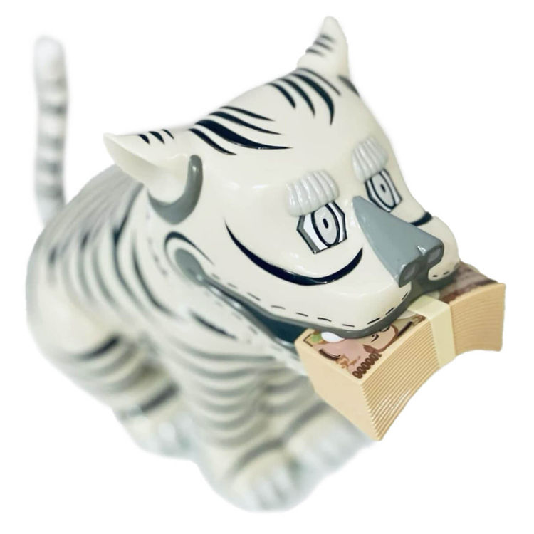Tibeo White Biting Money by Headlock Studio