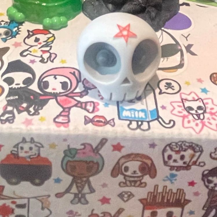 Tiny Yorick Skull by Zintears