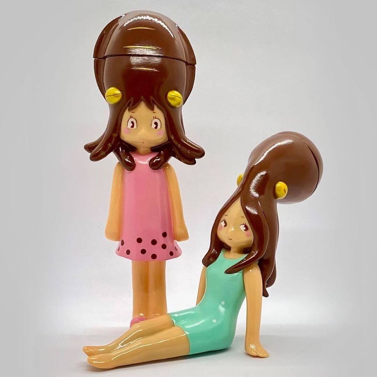 Tokio Q-BAN GIRLS Cuttlefish Strawberry Chocolate