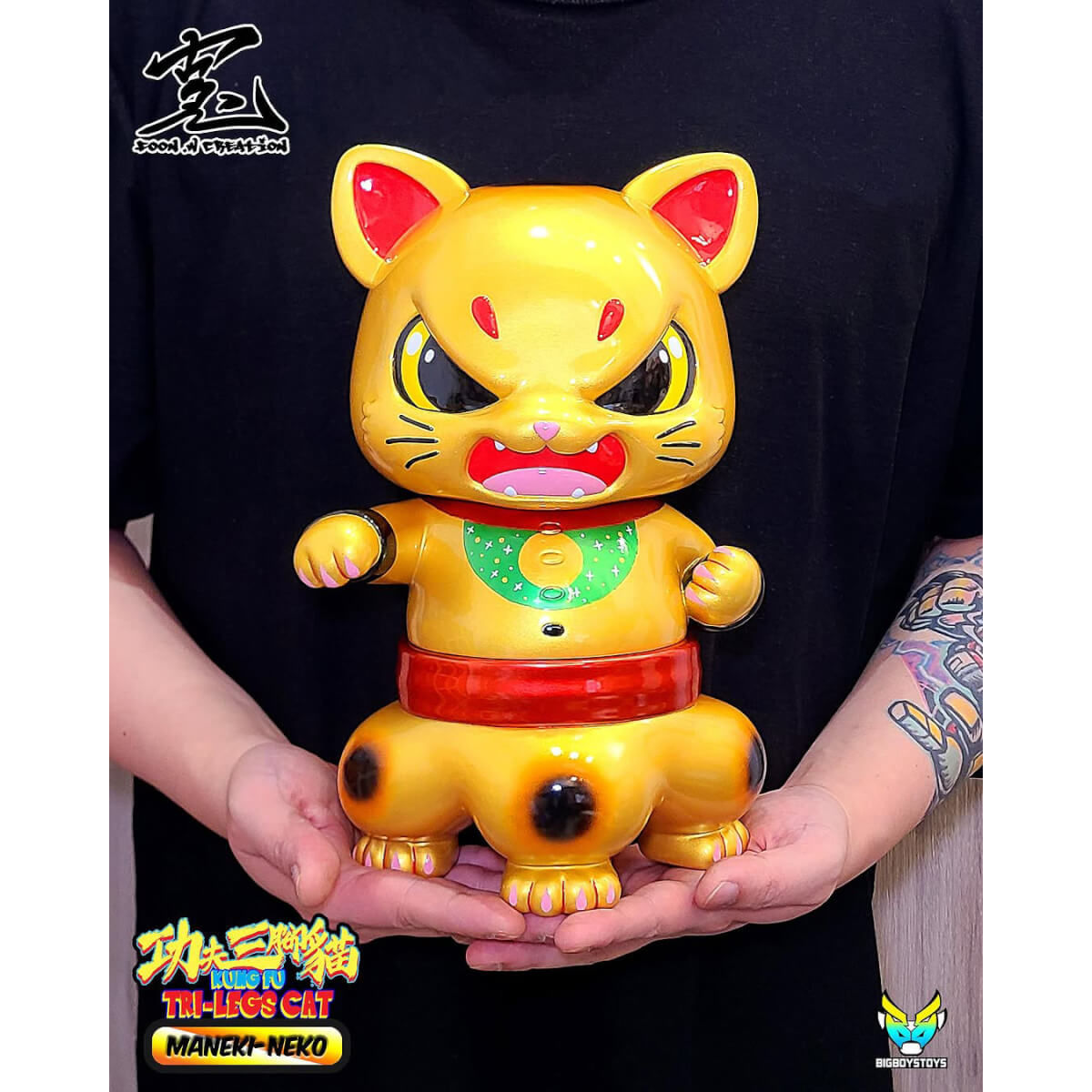 Tri-legs Cat Maneki-Neko Jumbo