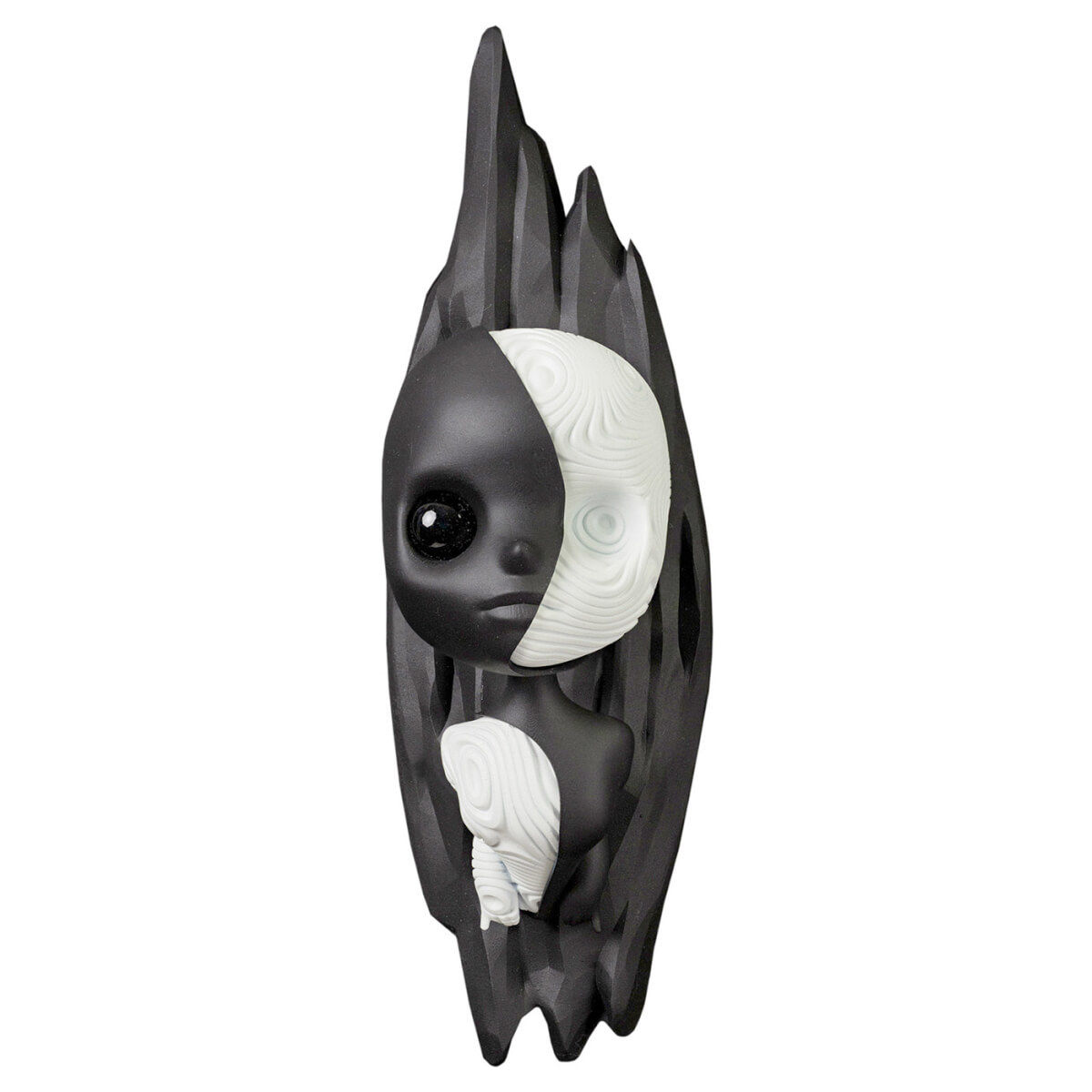 Trinity Moon Nona
