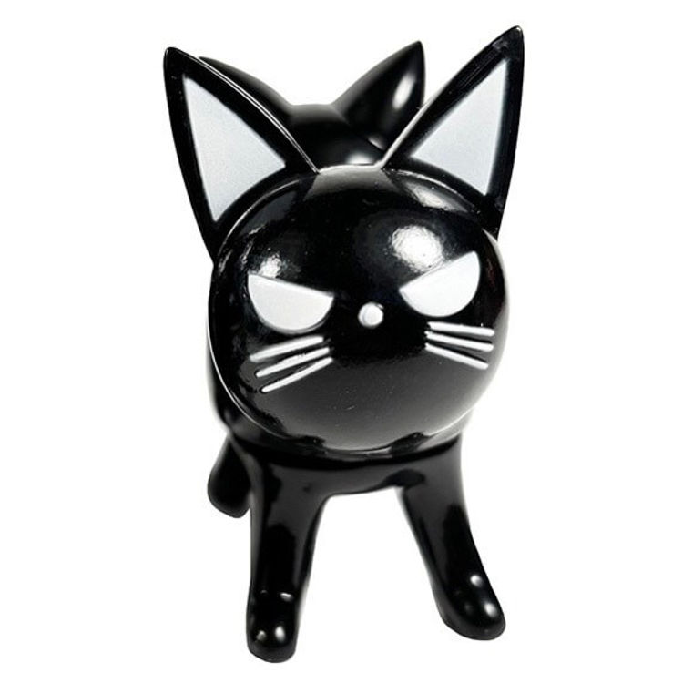 Trixi-Lu Black & White by Mark Nagata