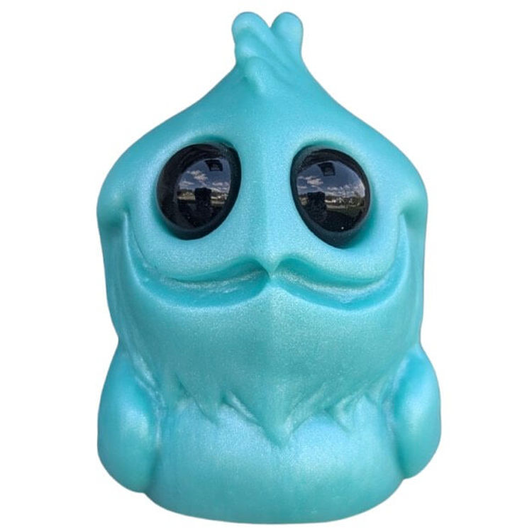 Turquoise Shimmer Burd  by Chris Ryniak