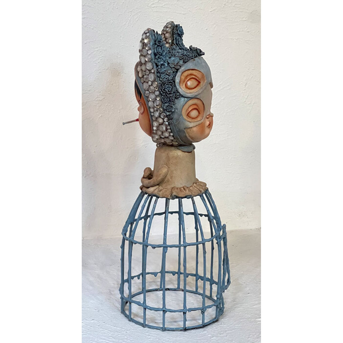 Two Faced Flora Wendy