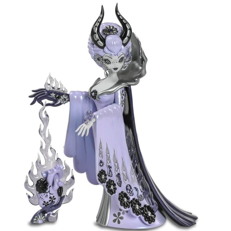 Violet Witch Queen by Junko Mizuno