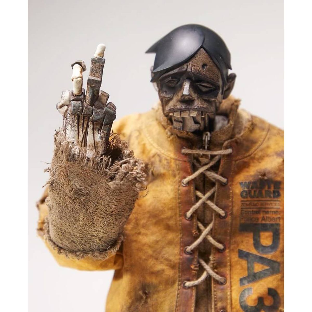 Waste Guard WG PA3 Zomb