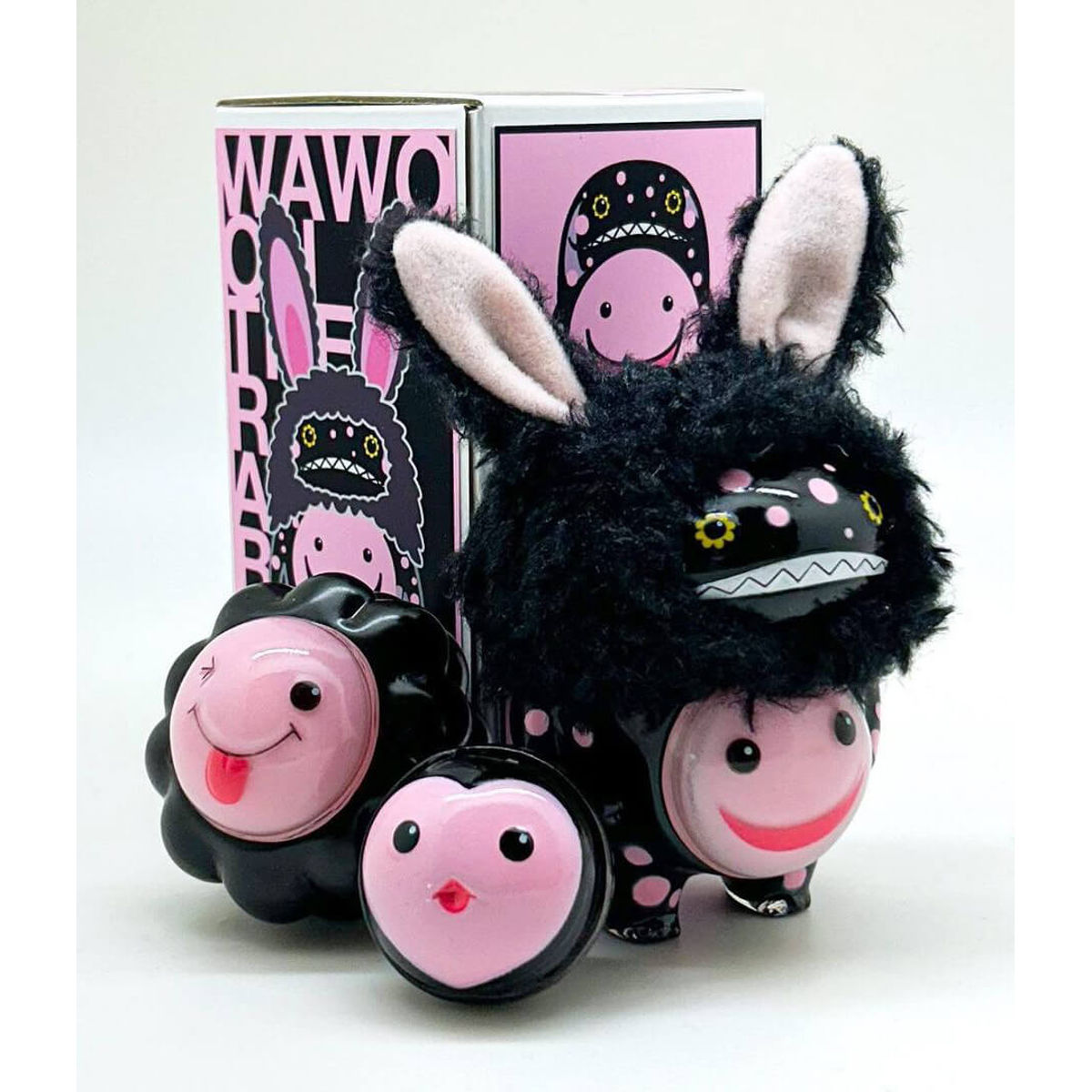 Wawoon with Dr. Smile Rabbit Black