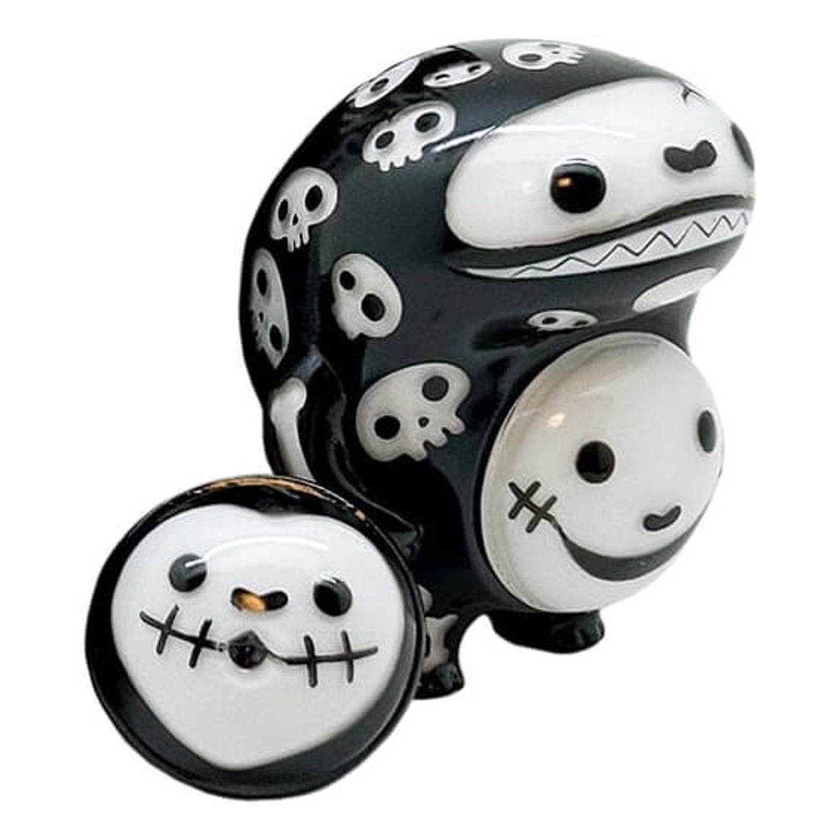 Wawoon with Dr. Smile Skull