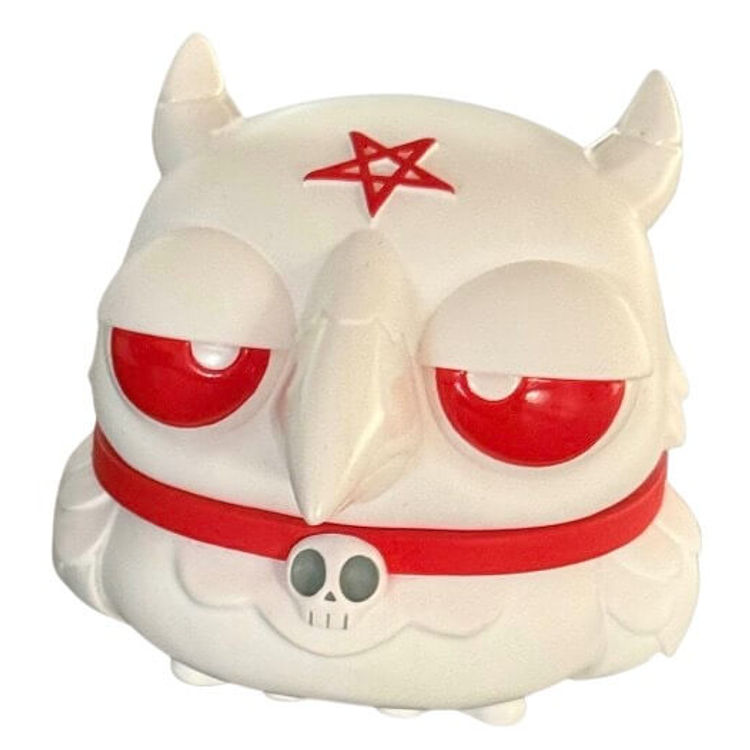 White Edgar A. Raven  ver. 2.0 by Zintears