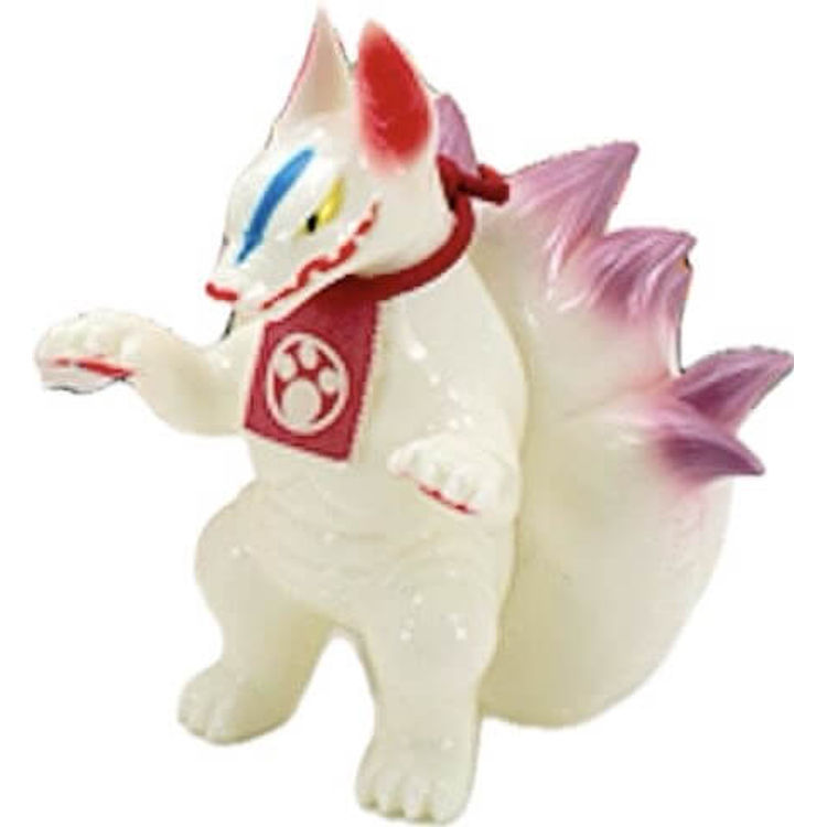 White Kyubiros by Konatsu Koizumi