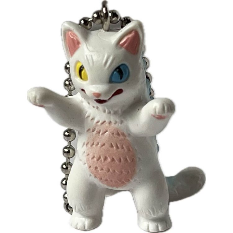 White Odd-Eye Negora Capsule Toy Keychain by Konatsu Koizumi