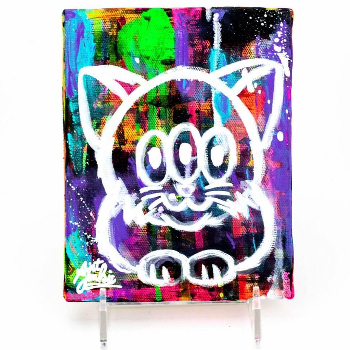 White Outline Calmcat