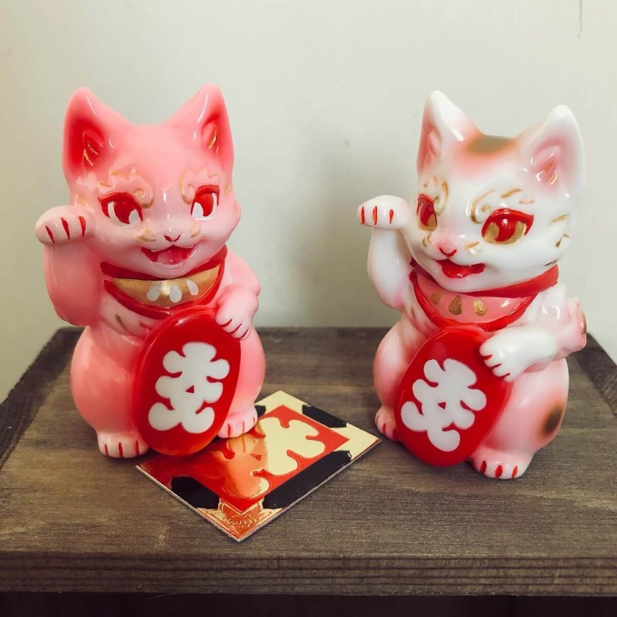 White & Pink Bake Lucky Cat