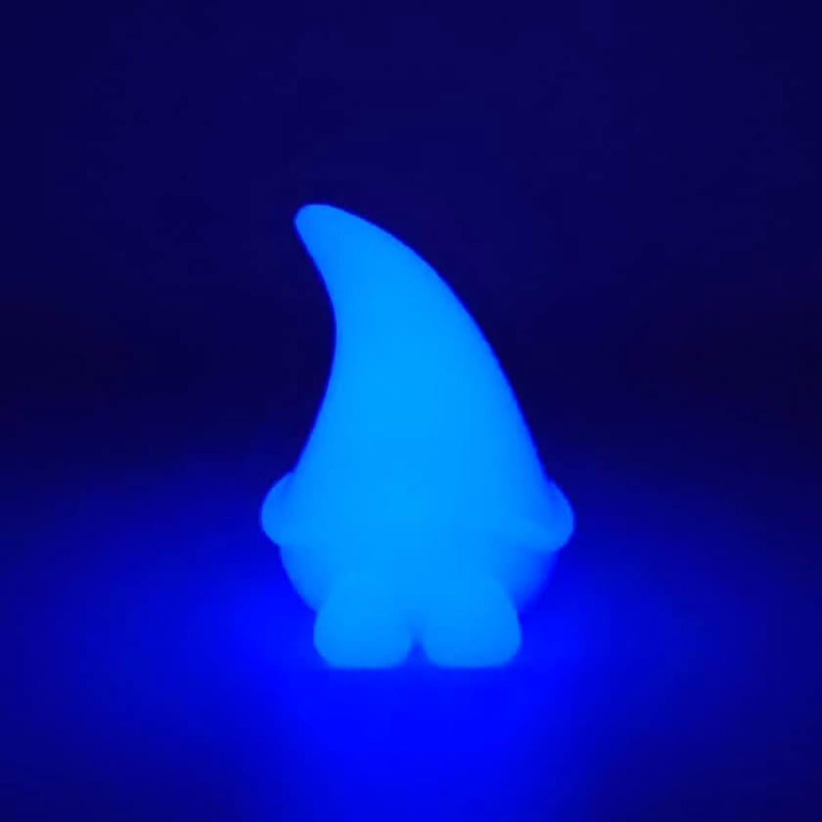 White to Violet - Tinx