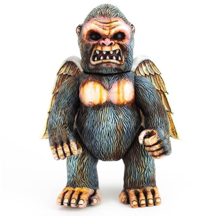 Winged Kong by Klav (Kevin Derken)