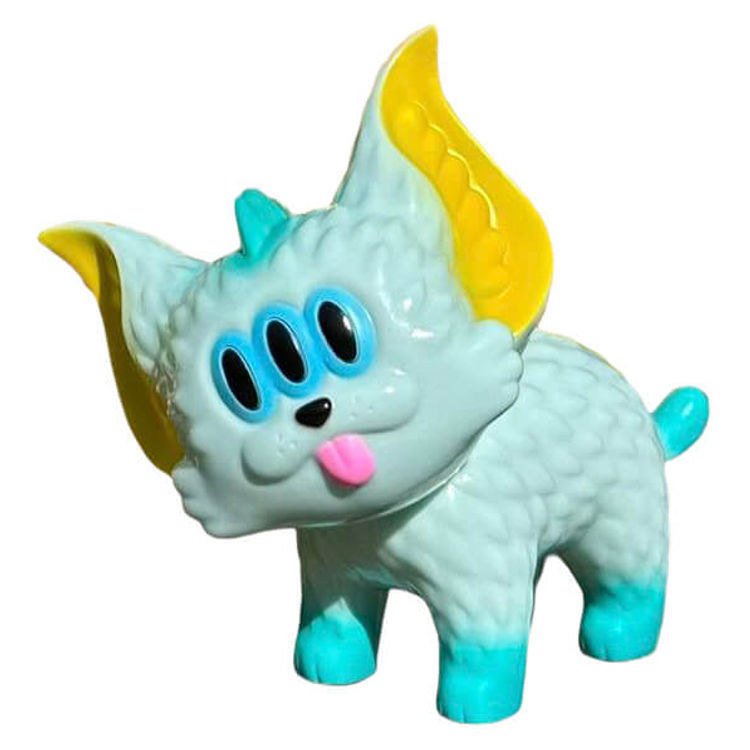 Yanchar Cat Light Blue Yellow by Art Junkie (Shinichiro AJ Kato)