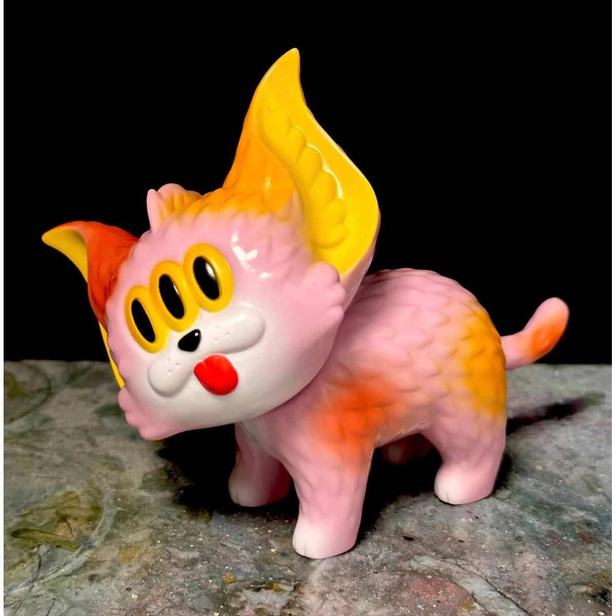 Yanchar Cat Pink Orange Yellow