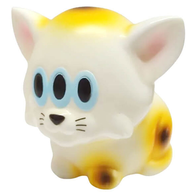 Yellow Black Calm Cat by Art Junkie (Shinichiro AJ Kato)