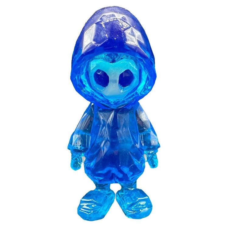 Yoko Ice Blue GID Crystal by Labmonkeys (Lee Aller)