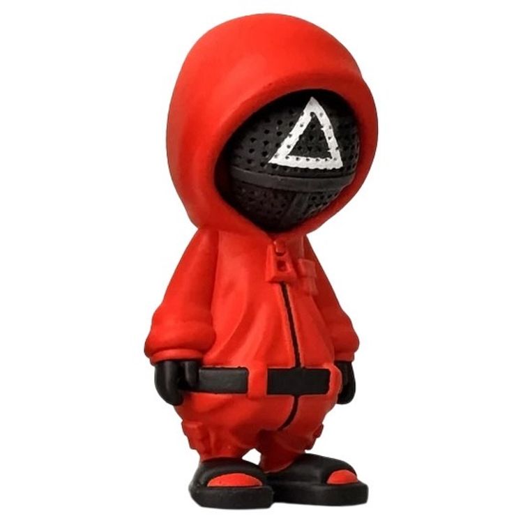 Yoko Squid Game Guard (Triangle) by Labmonkeys (Lee Aller)