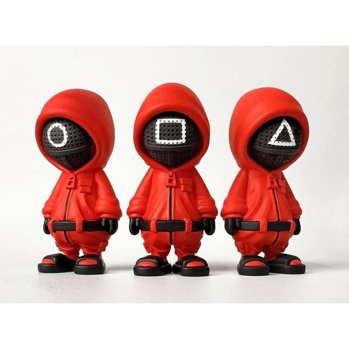Yoko Squid Game Guard (Triangle)