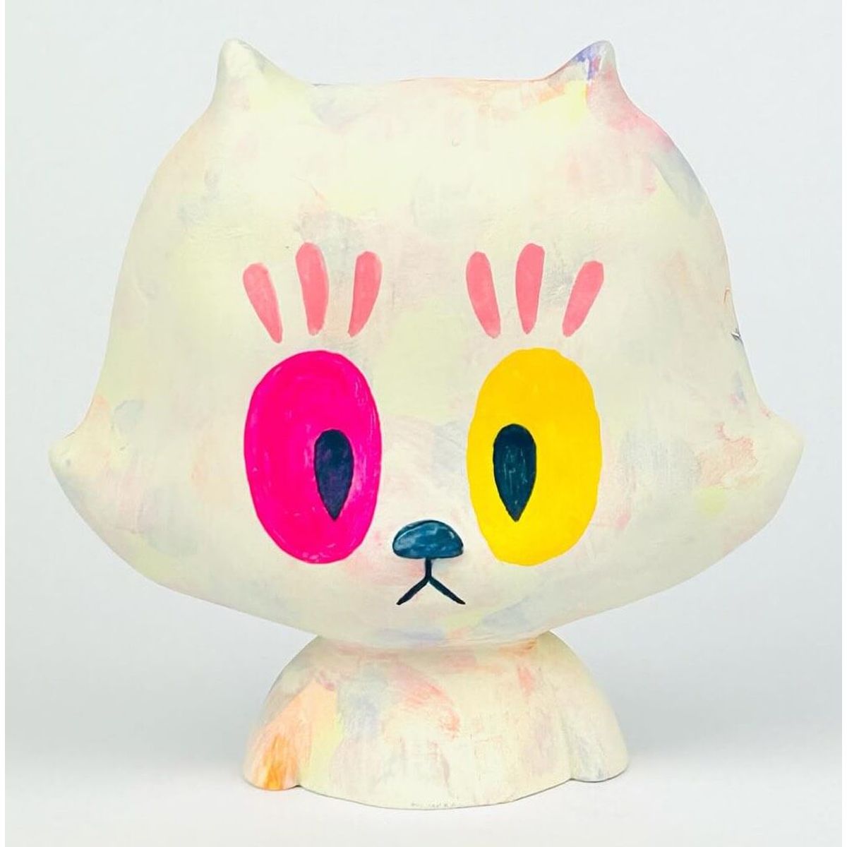 Yuurei Neko Sama (Magenta Left Eye)