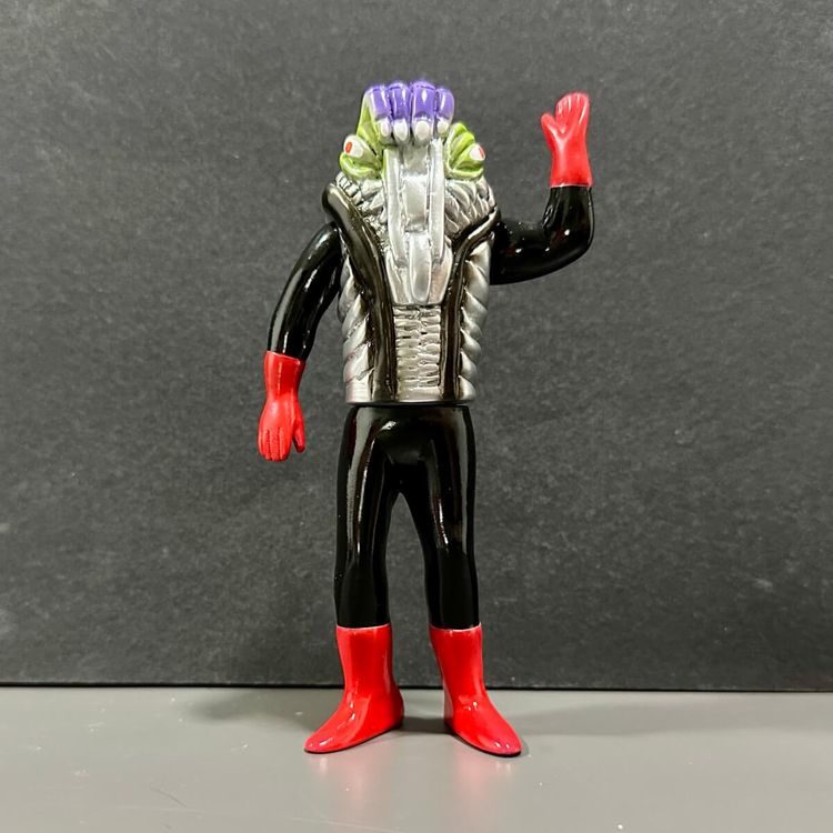 Zipper Head by Paul Kaiju