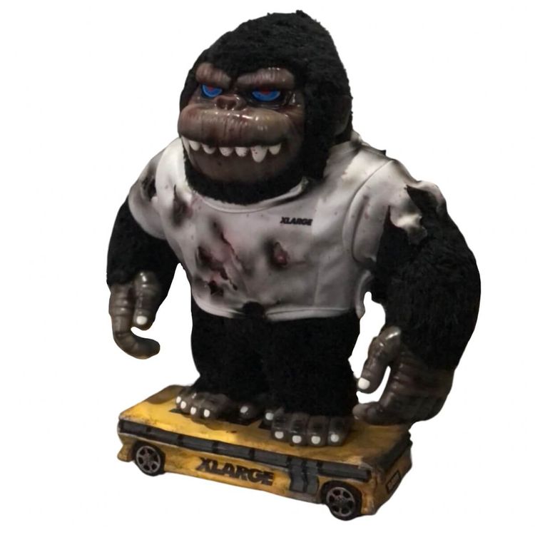 Zombie-Gorilla by Jimsee (James Lee)