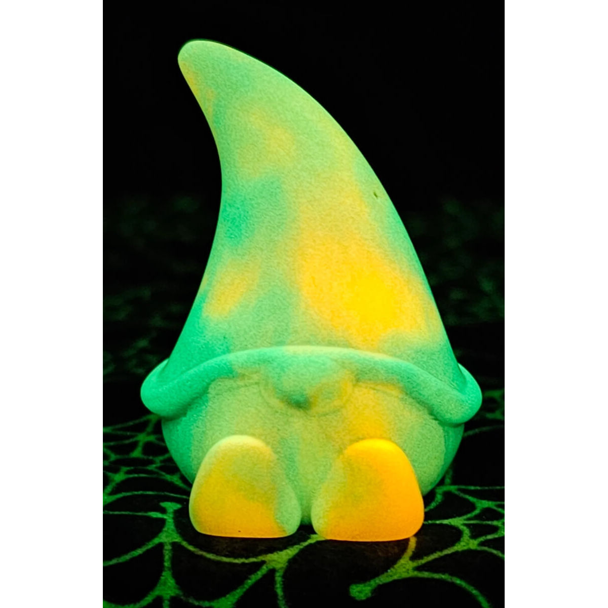 Yellow to Orange/ Black to Green Tinx